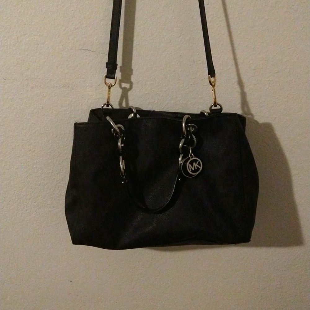 Michael Kors Purse and matching wallet